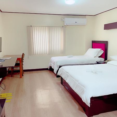 Jun And Helen Hotel And Restaurant Angeles Luaran gambar